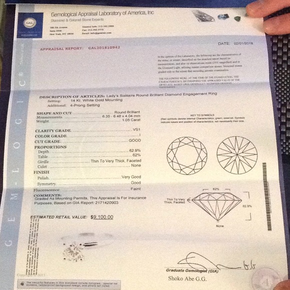 Diamond engagement ring - Picture 6 of 7